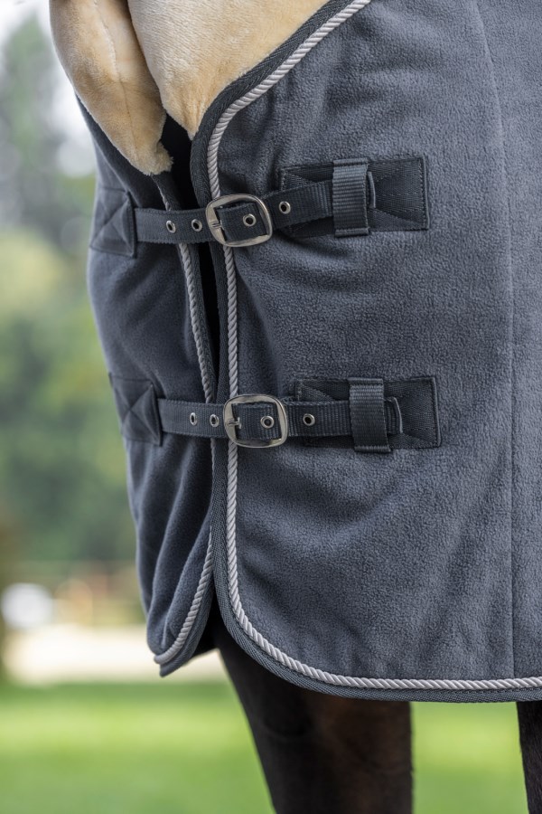 Попона флис Covalliero RugBe